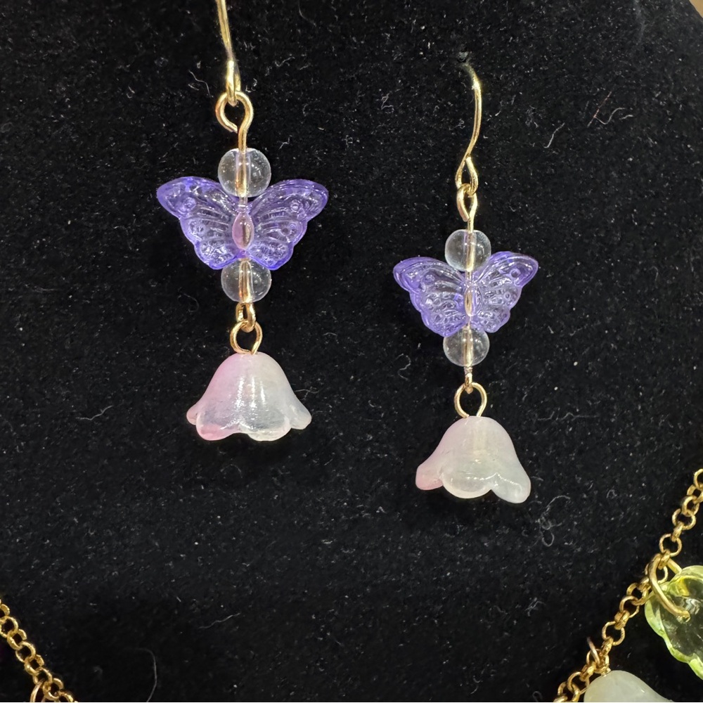 Handmade Fairy Necklace & Earrings - Picture 4 of 6